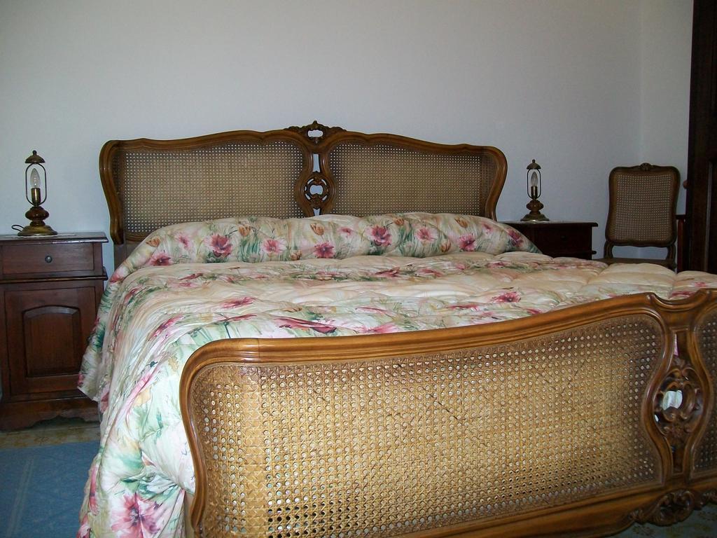 Notte Di Luna Room & Breakfast Οριστάνο Δωμάτιο φωτογραφία